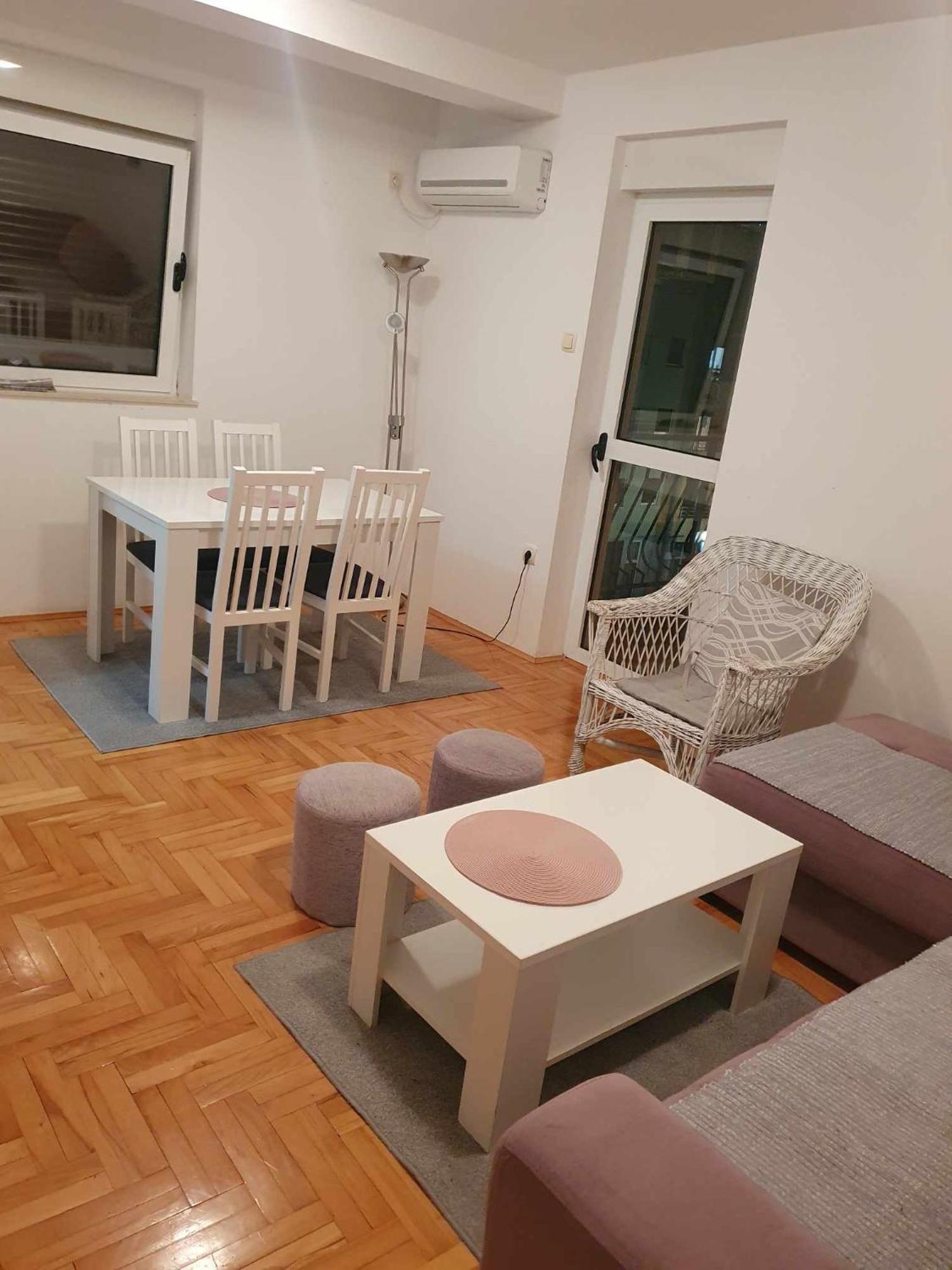 Apartman Ciao Bella Требинє Екстер'єр фото
